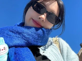 Chanhchanh Brown Hair webcam from Vietnam